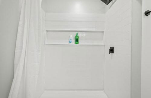 Ideal Family Stay Sleeps 20 in Bloomfield, CT - Foto 61