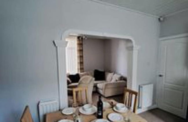 Immaculate 2-bed Cottage - Free Wifi - Foto 12