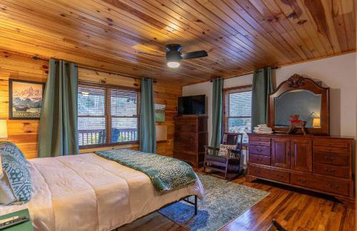 Riverbend Retreat - Photo 18