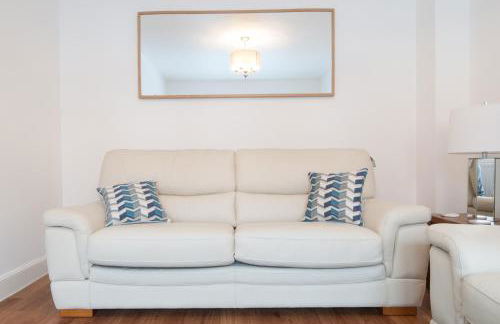 Lysander House - Modern, 4-Bed House, near Alton Towers - Foto 46