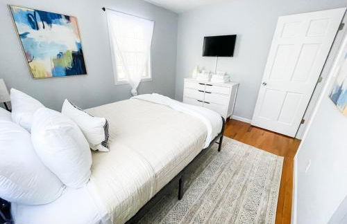 Sparkling Saratoga 3BR home near Track and SPAC Dogs - Foto 33