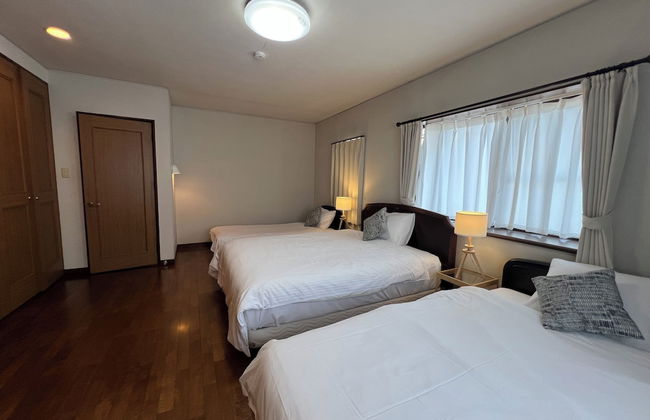 SUMITSUGU HOUSE Station - Photo 29