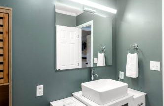 Renovated, Dog Friendly, Fenced Yard, Game RM - Foto 22