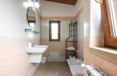 Pet Friendly Home In Laureana Cilento - Foto 24