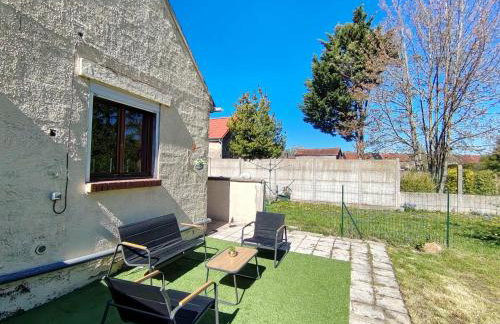 Maison plein pied Béthune avec place de parking, jardin clos et terrasse exterieure, quartier calme proche centre proche gare, capacité 4 personnes - Foto 37