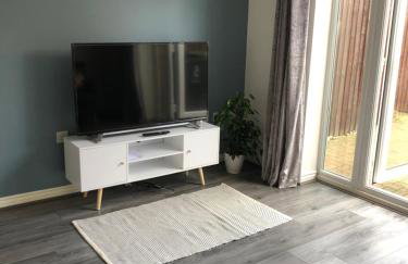 Spring House - Staycation - Perfect for Contractors & Families - 2 Parking Spaces - Foto 12