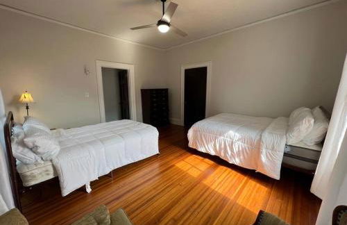 The Governor's Mansion - A Step Back in Time. - Foto 51