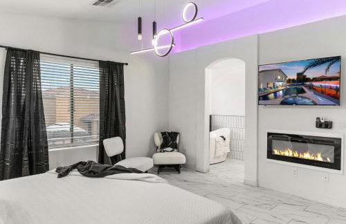 Chill and Relax Luxury Retreat with Pool Spa Game Room and Steam Room - Foto 10