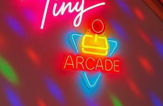 Lux Tiny House with Waterfront, Kayaks, Hot Tub, Arcade - Photo 61