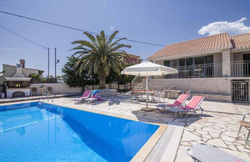 Villa Petra by Villa Plus - Photo 13