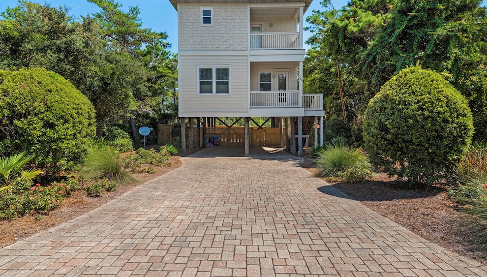 Stunning 4 Bd/4.5 BA - Free Wifi - Easy Walk to Beach - Foto 1, Imagen principal