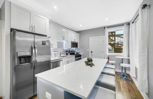 Spacious Haven 8-Min to Chicago Sleeps 10 - Foto 8