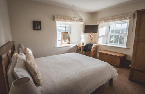 The Saddle Room - Photo 67