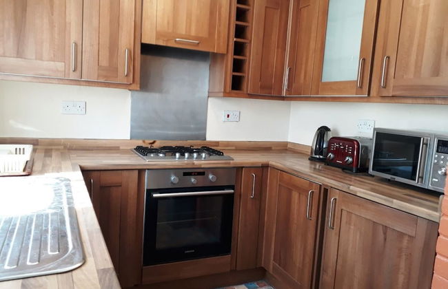 House with a garden in Arnos Grove - Foto 14