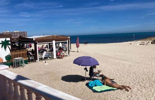 Exclusive apartment for 6 people on the beach - front line - 1st line - Foto 41