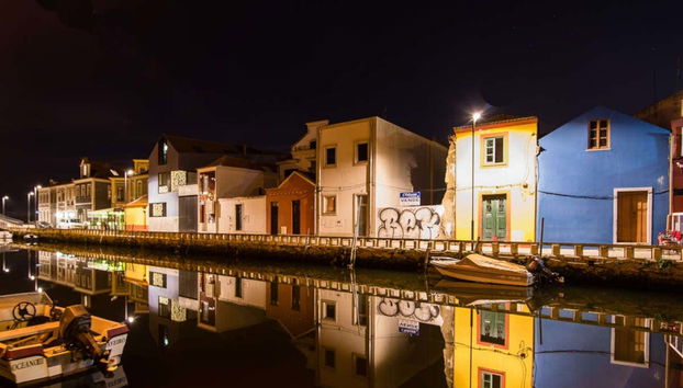 Calles de Aveiro por la noche
