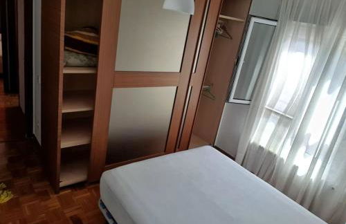 Piso completo 3 habitaciones y 2 baños palacio congresos - Foto 10