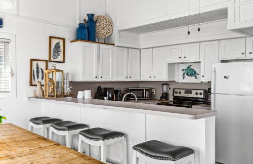 Oceanfront Bliss and Resort-Style Fun! Galveston Gem - Foto 7