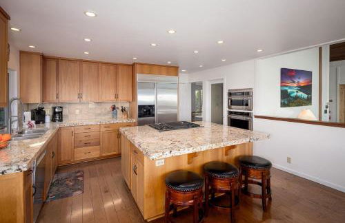 Luxury Lakeview Retreat - Hot Tub, SUP, Sauna & More! - Foto 19