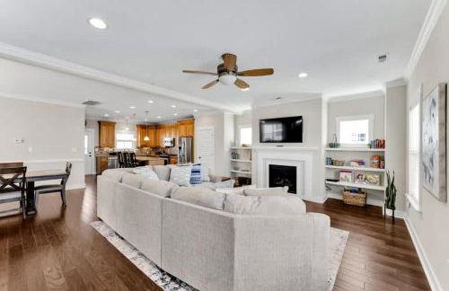 Sojourn Bay Haven Beach Home Steps to the Bay - Foto 15