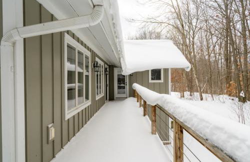 Riverwood South Haven Retreat on 10 Acres - Foto 32