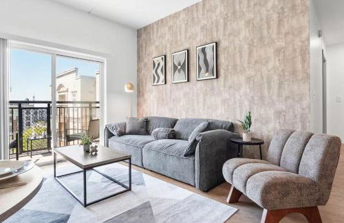 Midnight Marvel - Amazing City Views, Free Parking - Foto 2