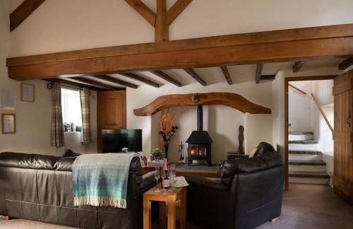 PLAS IWRWG GRANARY - Stunning Barn Conversion based in North Wales - Photo 11