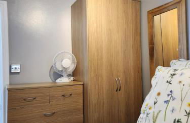 Charming 2-Bed Chalet - Foto 6