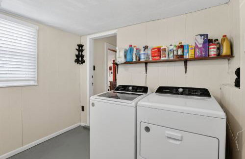 Vintage Home Near Casino, Speedway and Music Sites home - Foto 27