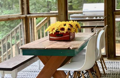 Close to Lake Blue Ridge, Hot Tub, Swing Beds - Foto 12