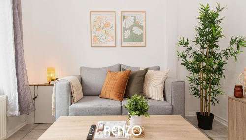 Beautiful and Modern 2-bed Home in Nottingham by Renzo, Free Wi-Fi, Ideal for Contractors - Foto 2