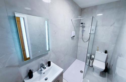 Gorgeous 1 bed flat, Sleeps 4, free Parking, Pet friendly, Pudsey, Leeds - Foto 26