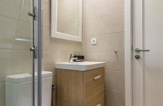 CASA ZUZA - AC, heated pool, 2 terraces, 2 bedrooms & bathrooms, tv channels - Foto 34