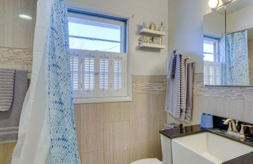 Cedar Lake Retreat with Boathouse and Dock! - Foto 16