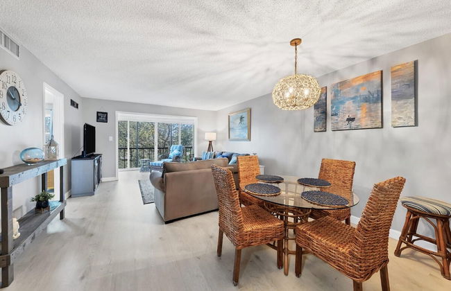 Beach Bliss 2BR Tropical Retreat Heated Pool - Foto 3