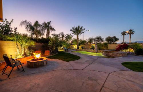 Coachella Play - 6BR Multi-Gen Fun Zone and Retreat with free heated pool - Foto 60
