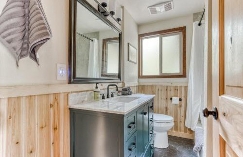 Thompson Cabin - Charming Salmon Riverfront A-Frame Oasis w/ fireplace - Foto 39