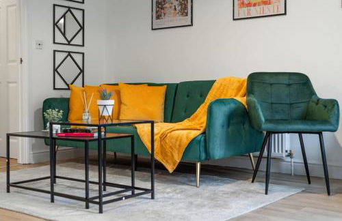 Luxury 5 Bed House - Free Parking - Perfect For Contractors & Families - Foto 28