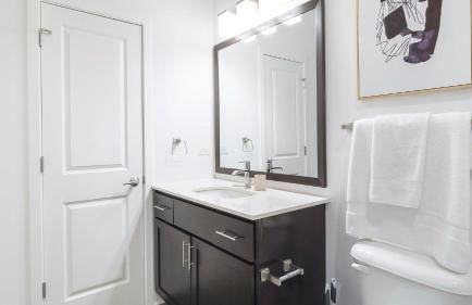 Landing Stunning 1BD Clubhouse Pool - Foto 16