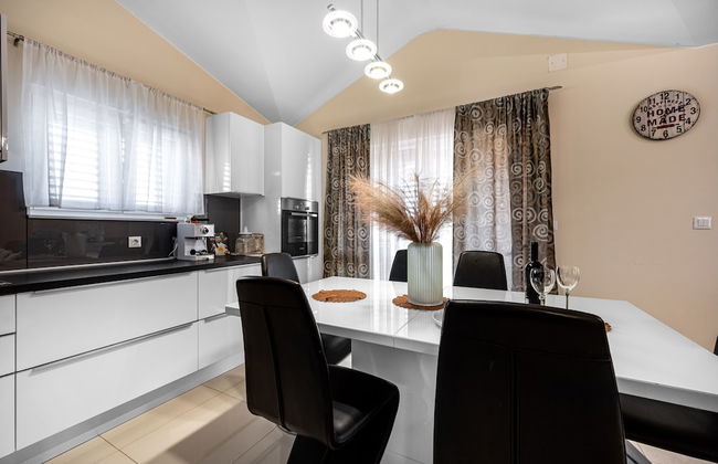 2 Bedroom Apartment Near Sibenik Krka Waterfalls - Foto 8