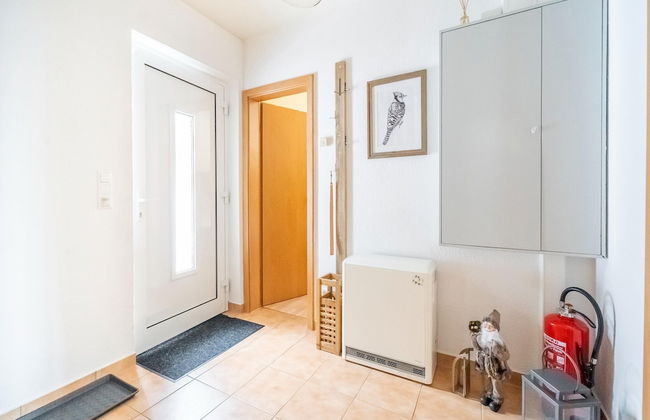 Pretty Holiday Home in Suhl Right Next to the Forest - Foto 2