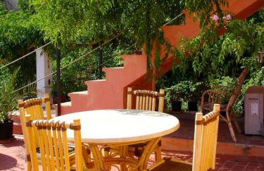 Navila Estudio en la piscina - Photo 13