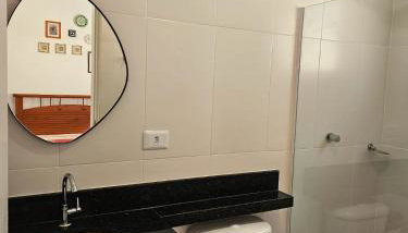 Encantadora casa com piscina perto da praia - Foto 5