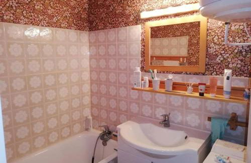 Studio confortable au Sauze avec balcon, proche pistes - FR-1-804-59 - Foto 7