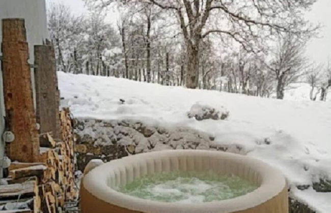 Comfy Holiday Home in Bunjevci With Hot Tub - Photo 26