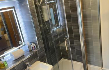 Horncliffe room only accommodation - Photo 5