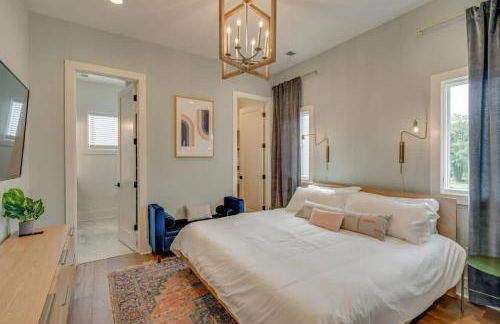 7BR Retreat, Rooftops, Garages, Walkable to Faves 5 Mins to Nissan Stadium, Less than 10 Mins to Broadway, 24 Hr Hospitality, Great for Groups - Foto 29