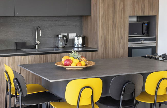 Rooftop Jacuzzi Penthouse by Sea N' Rent - Foto 15