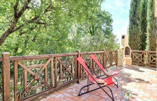 SOUS UN OLIVIER Gîte Le Chêne, au calme avec climatisation et piscine - Foto 17