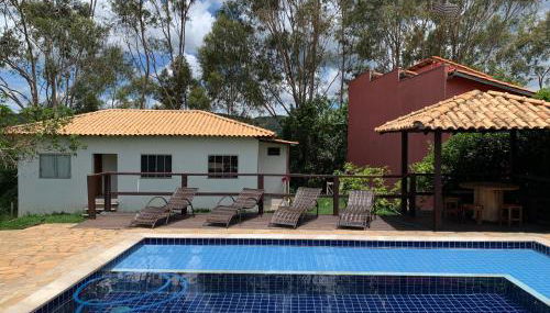 Paz e Tranquilidade - Casa para 15 pessoas com 5 quartos - Foto 3